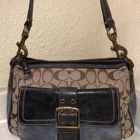 COACH Ltd Edition Fall 2004 Purse - Picture 7 of 7